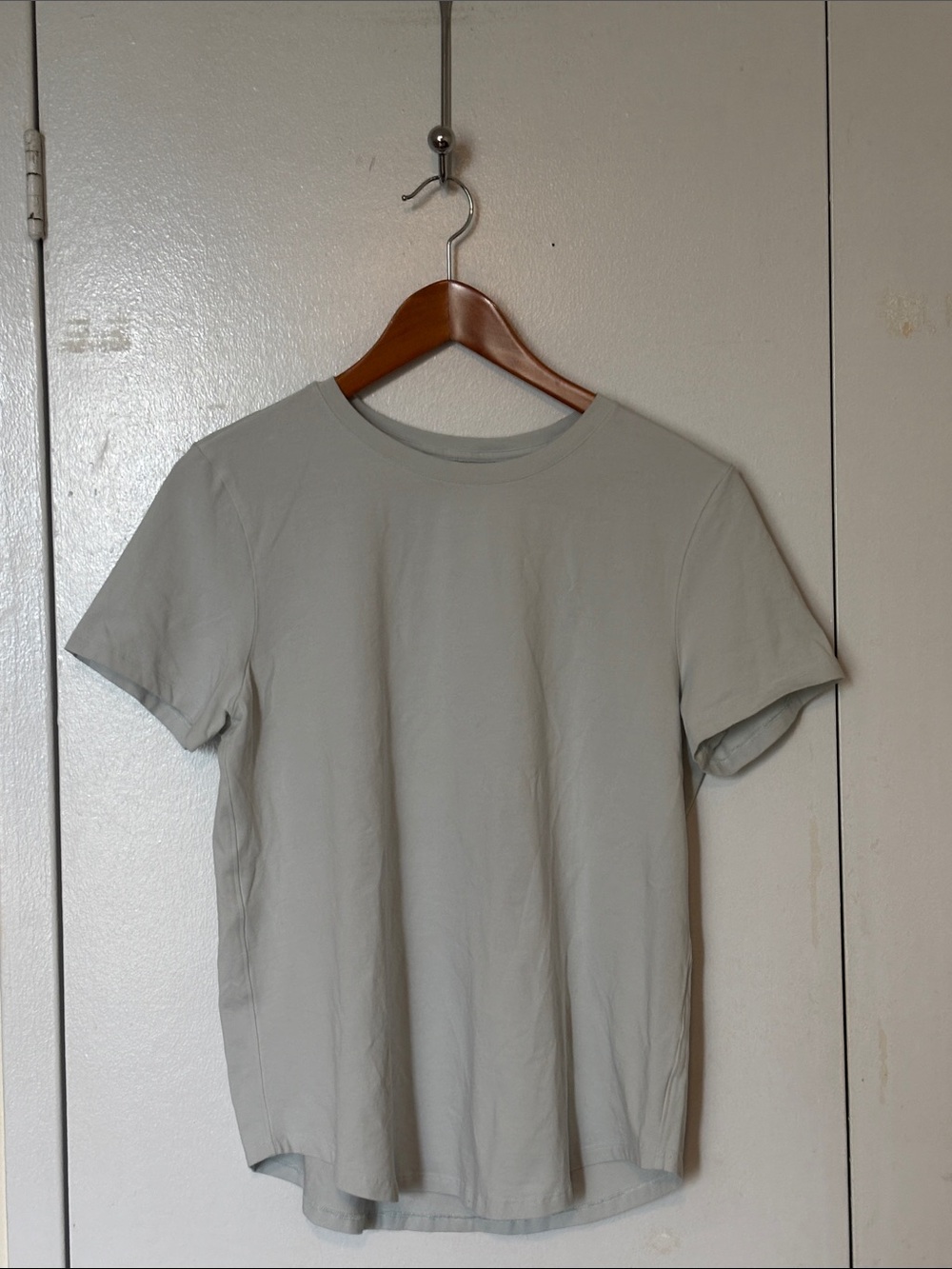Lululemon tee